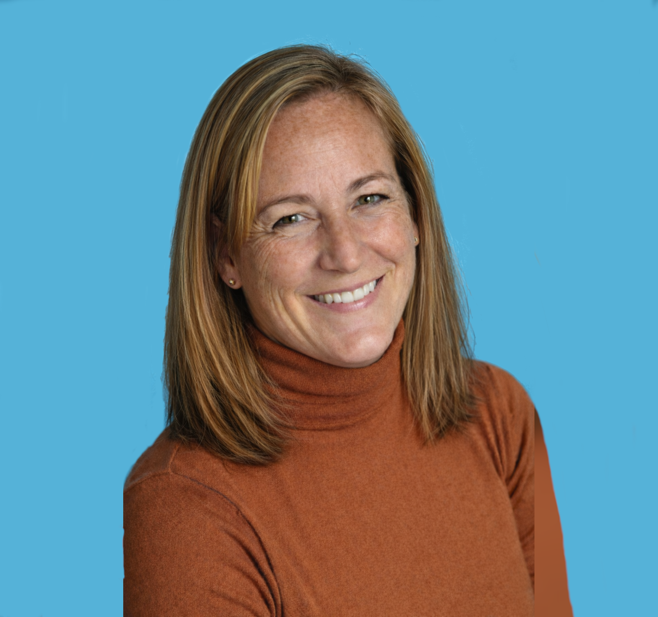 headshot_wide_extended_blended tiffany hoggard in pool